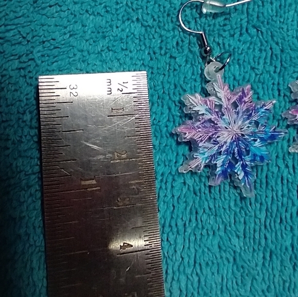 Colorful snowflake wire earrings purple blue - Picture 2 of 3